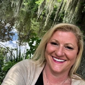 Meet your Posher, Wendy